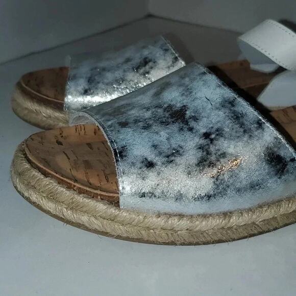 Espadrille sandal silver/white,adjust ankle strap, white and silver size 41 - Picture 10 of 14